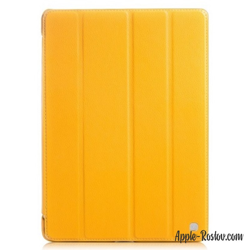 Кожаный чехол жёлтого цвета
